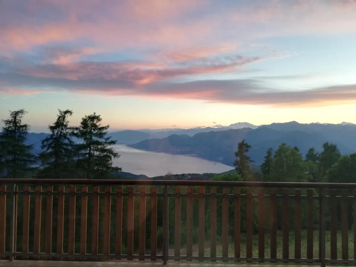 Hotel Rifugio Campiglio Dumenza Italien